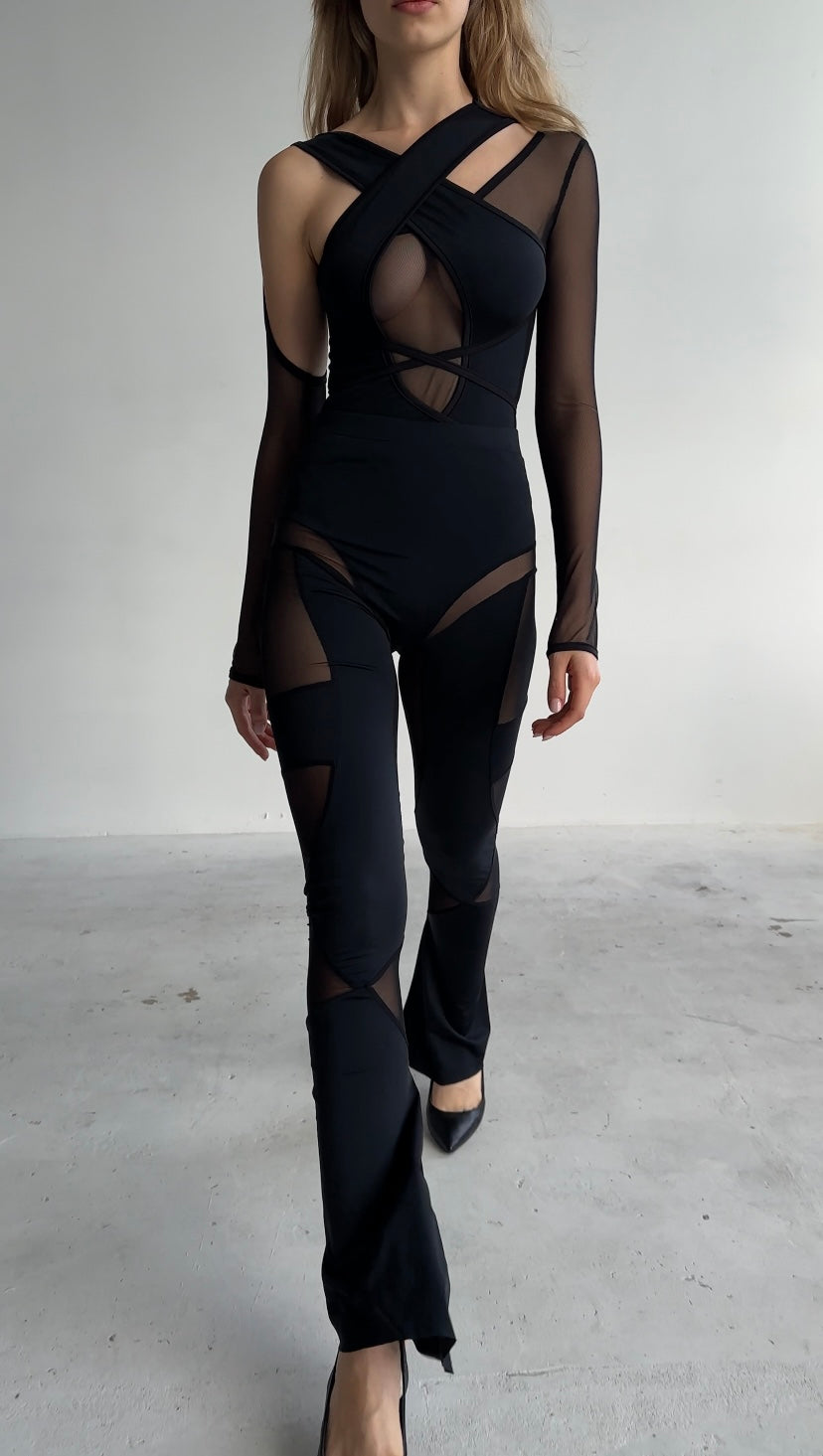 Selene leggings with mesh inserts